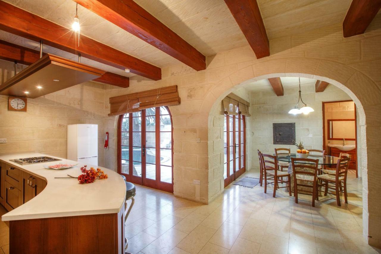 Il-Palma Holiday Farmhouse With Sunny Private Pool In Island Of Gozo Gharb  Ngoại thất bức ảnh