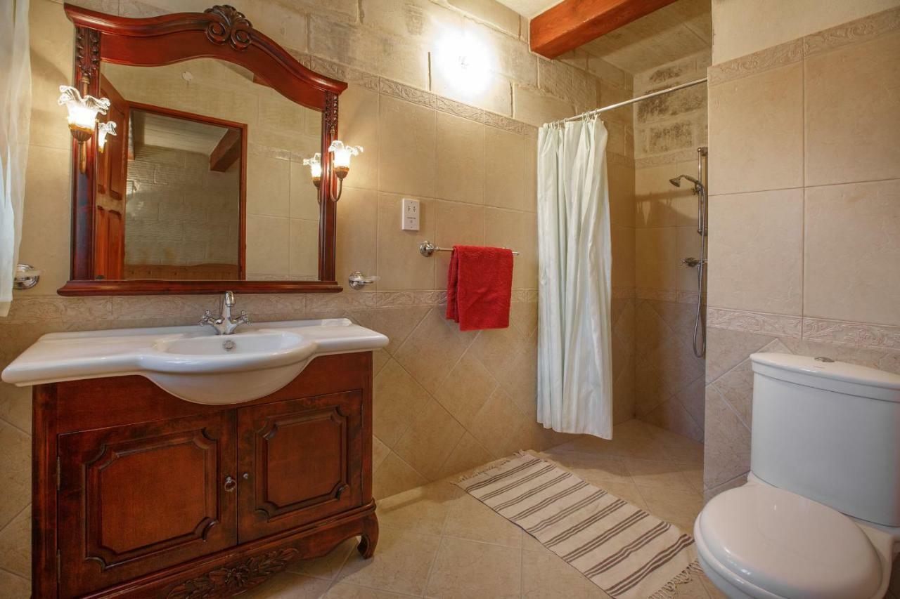 Il-Palma Holiday Farmhouse With Sunny Private Pool In Island Of Gozo Gharb  Ngoại thất bức ảnh